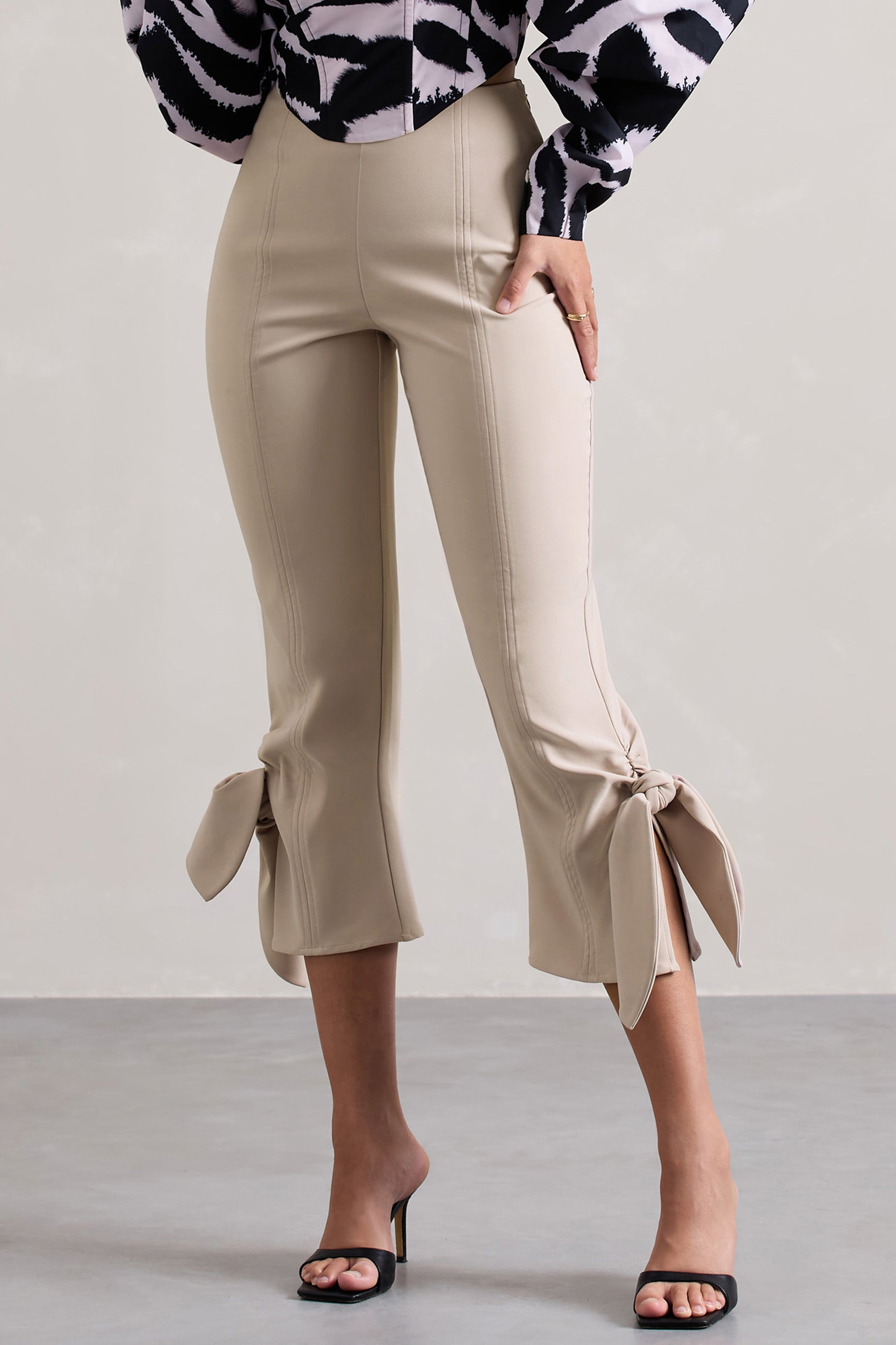 Seraphine London™ | Champagne Cropped Capri Trousers