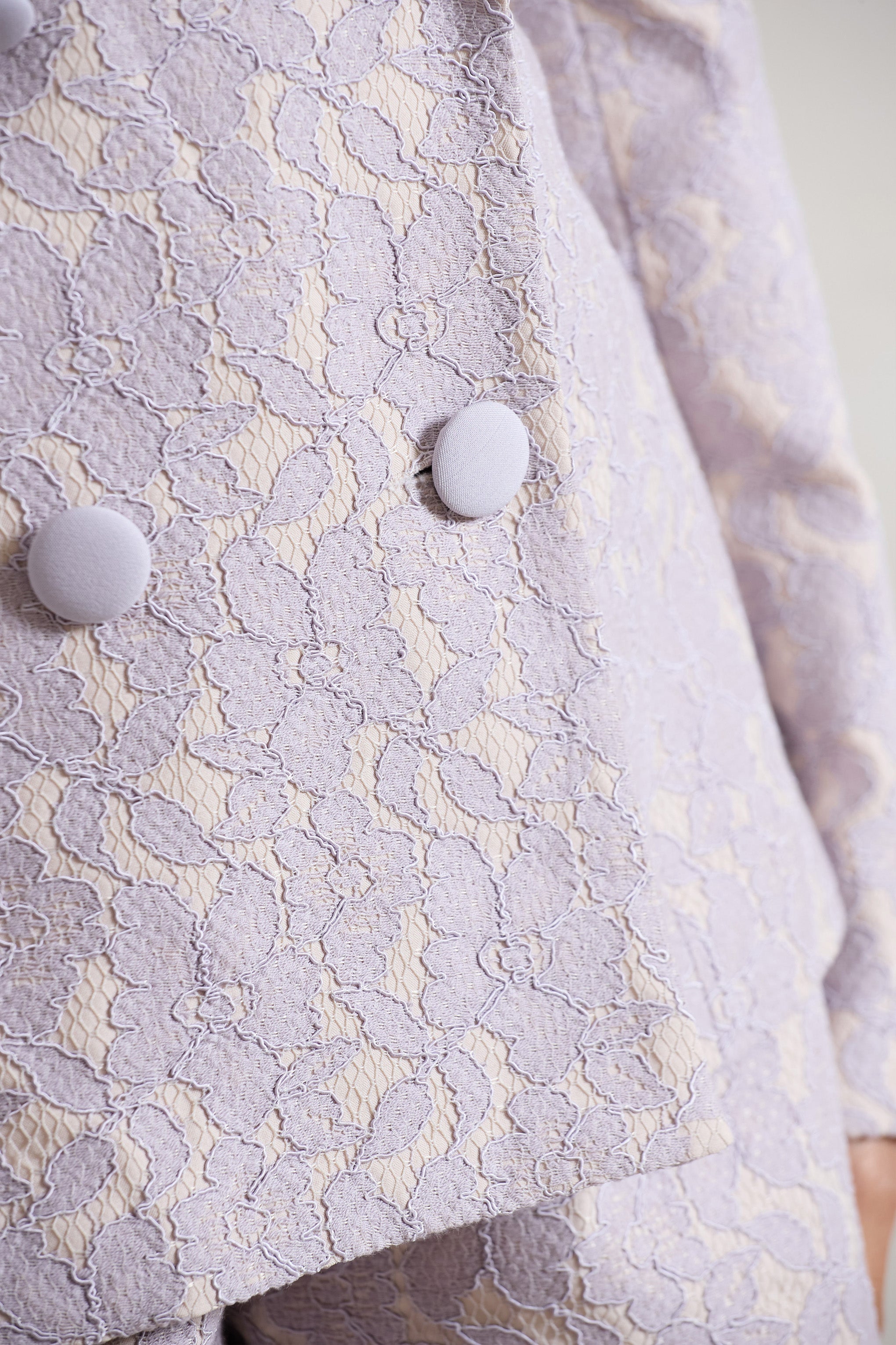 Seraphine London™ | Mauve Lace Crepe Tailored Blazer