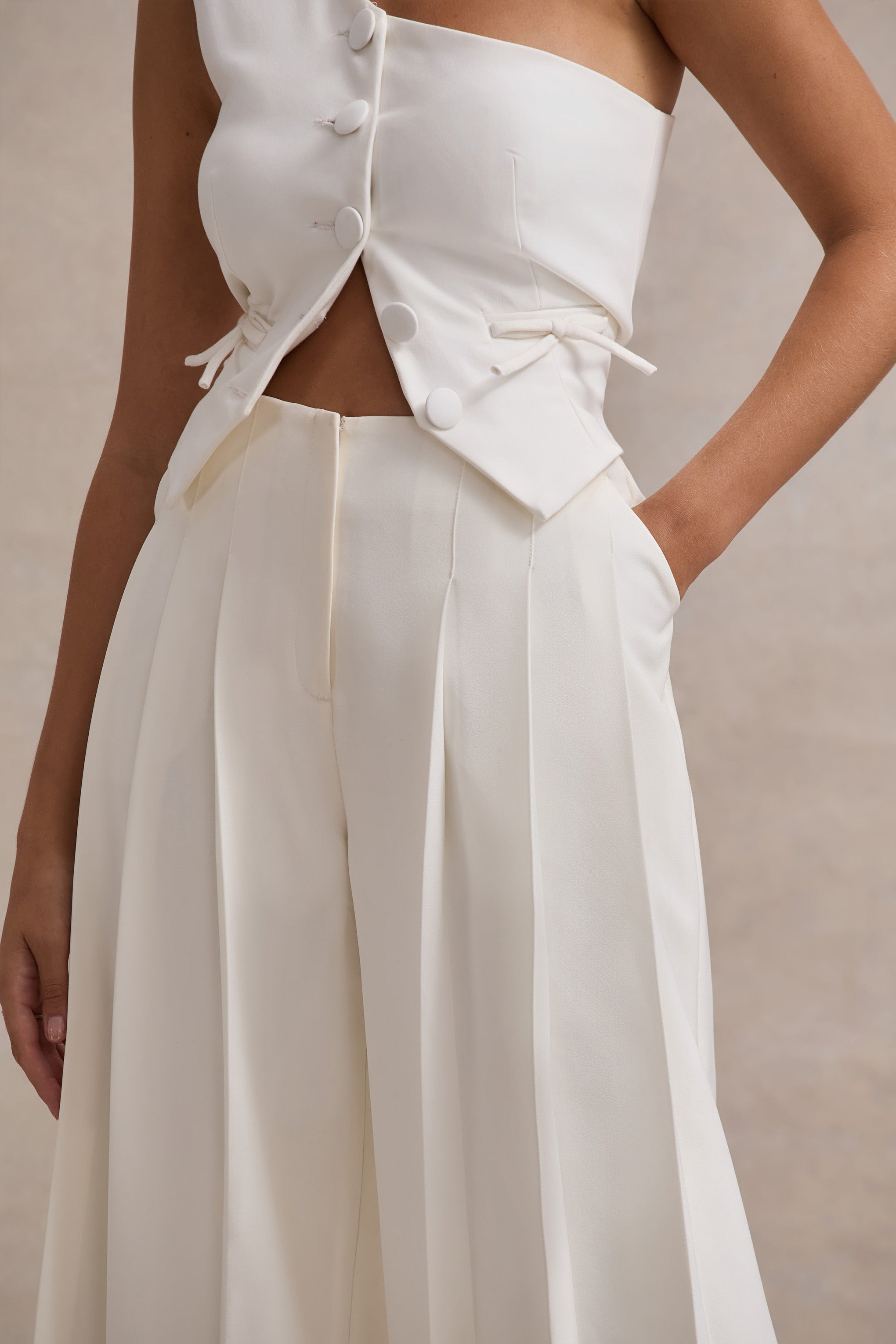 Seraphine London™ | Cream Pleated Wide-Leg Trousers